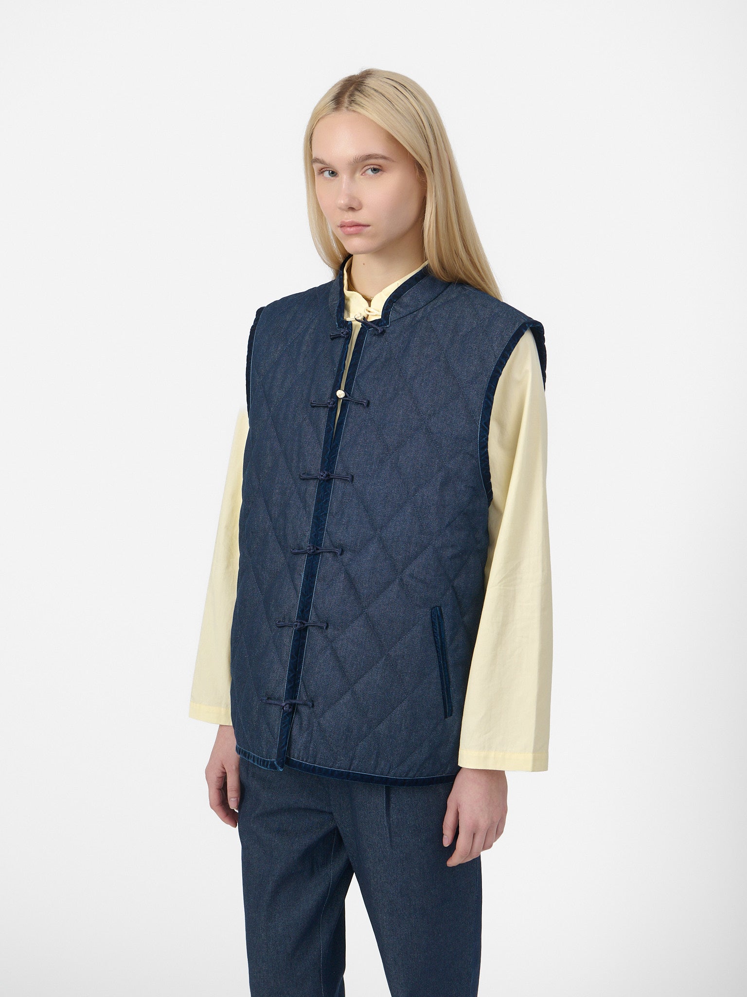 Charlie Vest in Raw Denim – YALI Milano